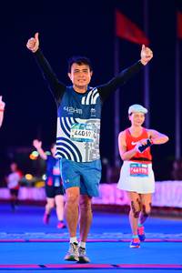 BIB: 
                            <button type="button" onclick="openModal(24445742)" class="btn btn-primary btn-sm float-right btn-popup" data-toggle="modal" data-target=".modal-high-quality">
                        <i class="fas fa-shopping-cart"></i> Add to Cart
                    </button>
                                            <button type="button" onclick="isThisMe(24445742, true)" class="btn btn-success btn-sm float-right btn-popup btn-isme hidden" data-toggle="tooltip" data-placement="bottom" title="นี่คือรูปของคุณใช่ไหม คลิกที่นี่เพื่อเอาเข้าอัลบั้ม">
                        <i class="fas fa-plus"></i> Add to album
                    </button>
                    <button type="button" onclick="isThisMe(24445742, false)" class="btn btn-warning btn-sm float-right btn-popup btn-isnotme hidden">
                        <i class="fas fa-ban"></i> Remove from album
                    </button>